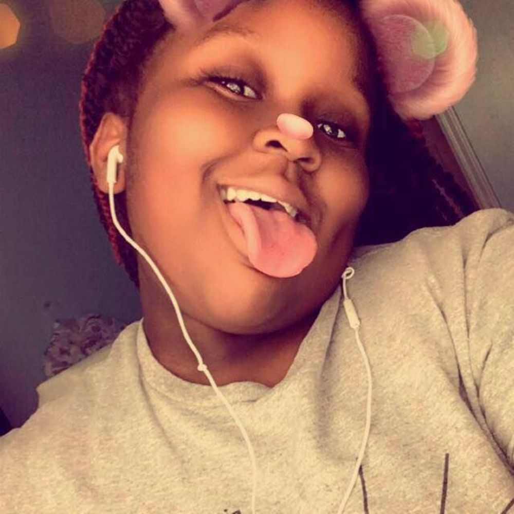 Meet your Posher, Jeresa